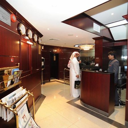 Al Jazeera Royal Hotel Абу Даби Екстериор снимка